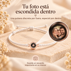 Detalle de la foto oculta dentro de la pulsera personalizada